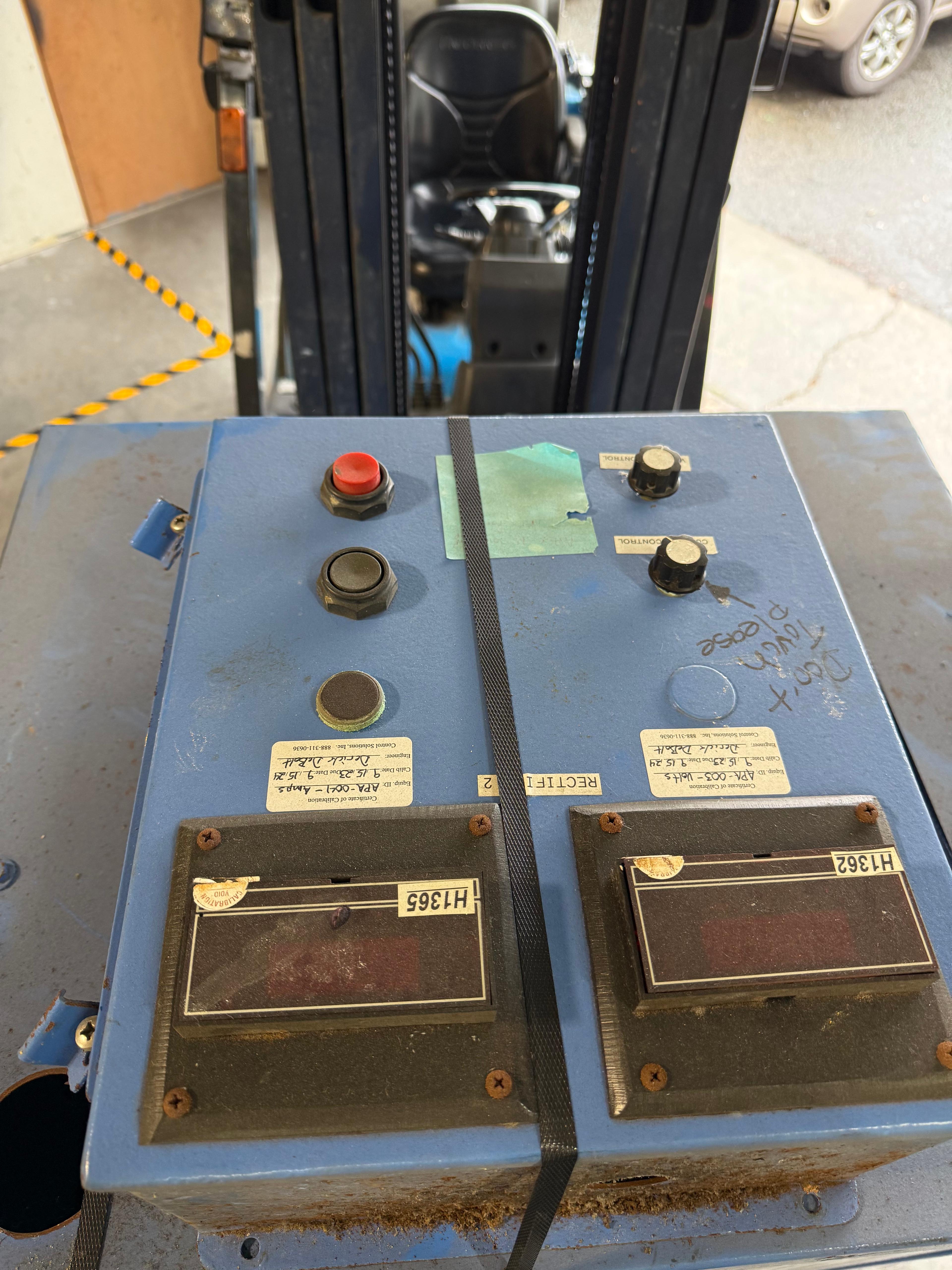 30V 1000 amp Digital Controller
