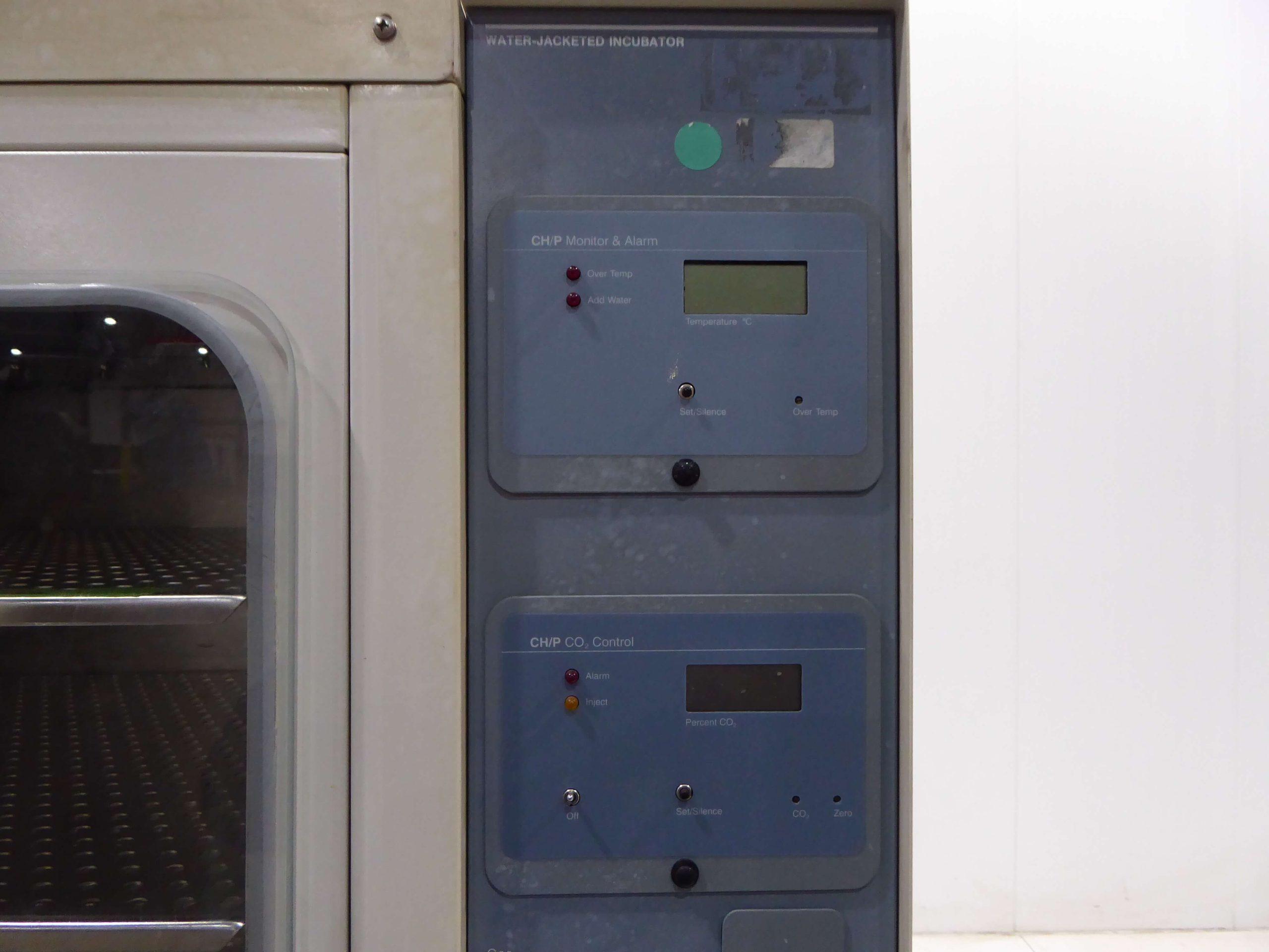 LE2128b